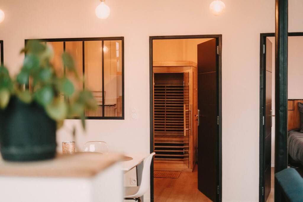 Ultimate Comfort ! Jacuzzi & Sauna. Besancon Luaran gambar